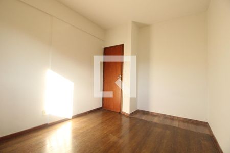 Quarto  de apartamento à venda com 2 quartos, 70m² em Palmeiras, Belo Horizonte