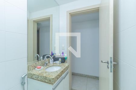 Banheiro de apartamento à venda com 3 quartos, 204m² em União, Belo Horizonte