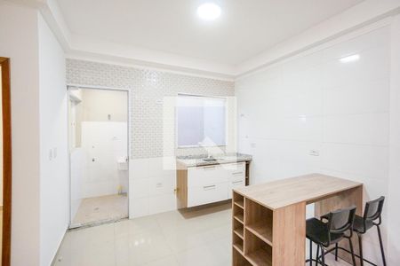 Sala e cozinha de apartamento para alugar com 2 quartos, 45m² em Penha de França, São Paulo