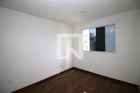 sala de apartamento para alugar com 2 quartos, 42m² em Brás de Pina, Rio de Janeiro