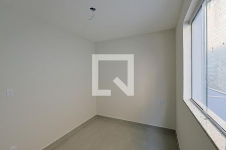 Quarto 1 de casa à venda com 2 quartos, 89m² em Planalto, Belo Horizonte