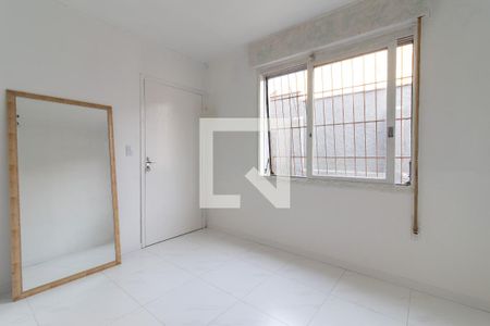 Sala de apartamento à venda com 3 quartos, 100m² em Santa Maria Goretti, Porto Alegre