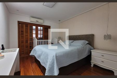 Quarto de casa à venda com 3 quartos, 150m² em Santa Maria, Santo André