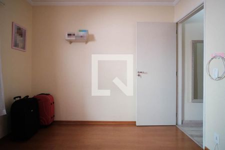 Quarto 1 de casa para alugar com 2 quartos, 90m² em Vila Pierina, São Paulo