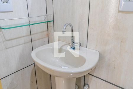 Banheiro da Suíte de casa para alugar com 2 quartos, 90m² em Jardim Graziela, Barueri