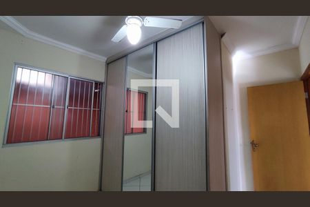 Quarto 2 de casa para alugar com 2 quartos, 72m² em Jardim Laguna, Contagem