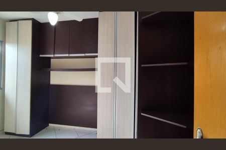 Quarto 1 de casa para alugar com 2 quartos, 72m² em Jardim Laguna, Contagem