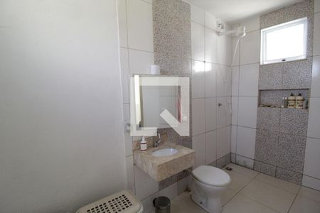 Banheiro da Suíte de casa para alugar com 3 quartos, 90m² em Granada, Uberlândia