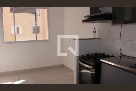 Sala/Cozinha de apartamento para alugar com 2 quartos, 32m² em Vila Graciosa, São Paulo