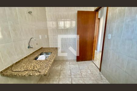 Cozinha de apartamento à venda com 2 quartos, 70m² em Nova Granada, Belo Horizonte