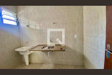 Cozinha de apartamento à venda com 2 quartos, 70m² em Nova Granada, Belo Horizonte