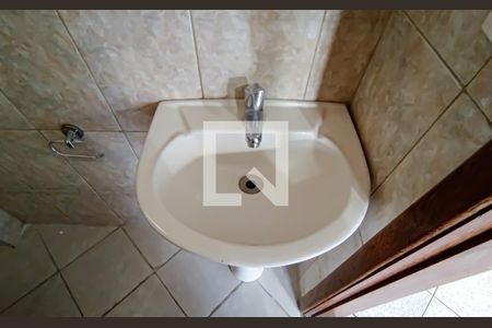 lavabo de casa para alugar com 2 quartos, 60m² em Tanque, Rio de Janeiro