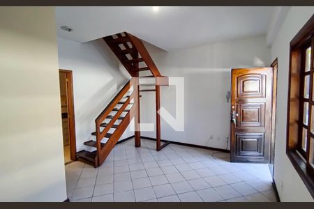 sala de casa para alugar com 2 quartos, 60m² em Tanque, Rio de Janeiro