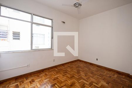 Quarto 1 de apartamento para alugar com 2 quartos, 73m² em Icaraí, Niterói