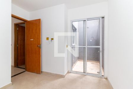 Quarto 1 de apartamento para alugar com 2 quartos, 47m² em Itaquera, São Paulo