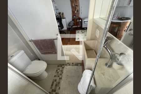 Banheiro de apartamento à venda com 3 quartos, 121m² em Campo Belo, São Paulo