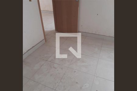 Apartamento à venda com 2 quartos, 32m² em Parque Peruche, São Paulo