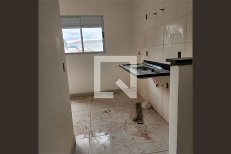 Apartamento à venda com 2 quartos, 32m² em Parque Peruche, São Paulo