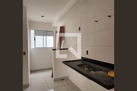 Apartamento à venda com 2 quartos, 32m² em Parque Peruche, São Paulo