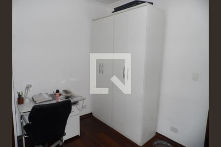 Casa à venda com 4 quartos, 230m² em City Bussocaba, Osasco