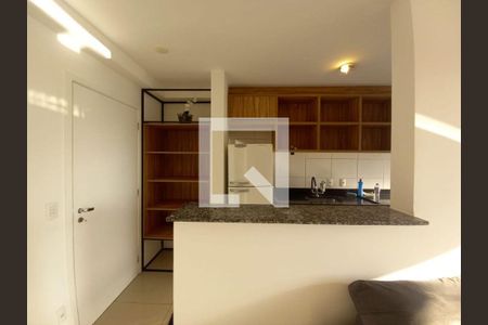 Apartamento à venda com 2 quartos, 57m² em Parque Reboucas, São Paulo