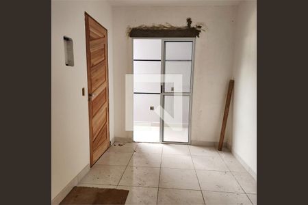 Apartamento à venda com 2 quartos, 32m² em Parque Peruche, São Paulo