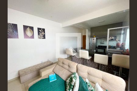 Sala de apartamento à venda com 2 quartos, 70m² em Santa Cruz Industrial, Contagem