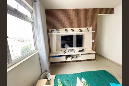 Sala de apartamento à venda com 2 quartos, 70m² em Santa Cruz Industrial, Contagem