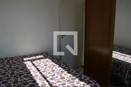 quarto 1 de apartamento à venda com 2 quartos, 70m² em Chacaras Reunidas Santa Terezinha, Contagem