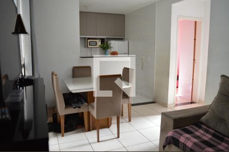 sala de apartamento à venda com 2 quartos, 70m² em Chacaras Reunidas Santa Terezinha, Contagem