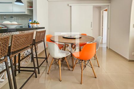 Sala de apartamento para alugar com 3 quartos, 99m² em Jardim Tres Marias, Guarujá