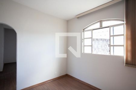 Sala 2 de casa à venda com 3 quartos, 215m² em Céu Azul, Belo Horizonte