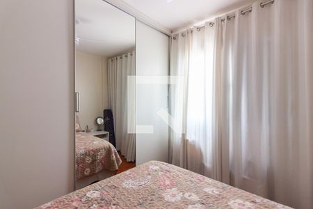 Quarto 2 de apartamento à venda com 2 quartos, 59m² em Ayrosa, Osasco