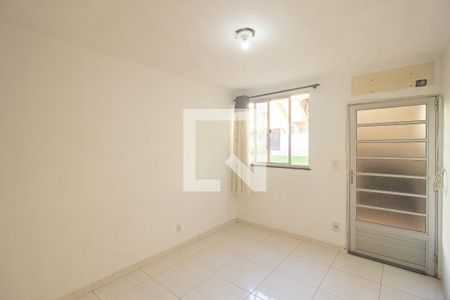 Sala de apartamento para alugar com 2 quartos, 48m² em Campo Grande, Rio de Janeiro