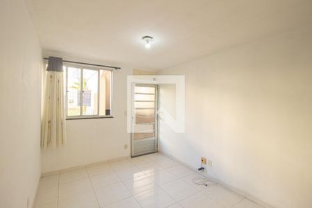 Sala de apartamento para alugar com 2 quartos, 48m² em Campo Grande, Rio de Janeiro