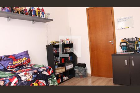 Quarto de casa à venda com 3 quartos, 117m² em Vila Zelina, São Paulo