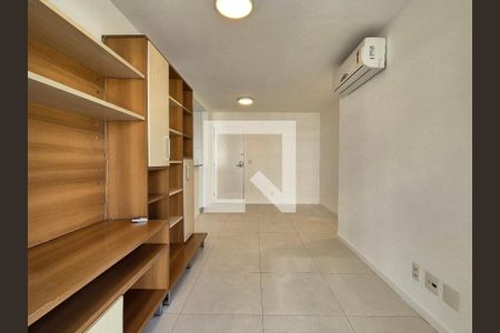 Sala de apartamento à venda com 2 quartos, 69m² em Recreio dos Bandeirantes, Rio de Janeiro