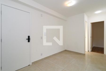 Sala de apartamento para alugar com 2 quartos, 38m² em Jardim Ampliação, São Paulo