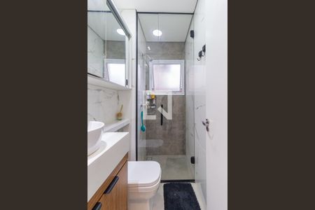 Banheiro de apartamento à venda com 2 quartos, 134m² em Jardim Roberto, Osasco