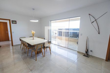 Sala de apartamento à venda com 4 quartos, 147m² em Ouro Preto, Belo Horizonte