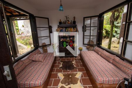 Sala de casa de condomínio à venda com 3 quartos, 350m² em Jacarepaguá, Rio de Janeiro