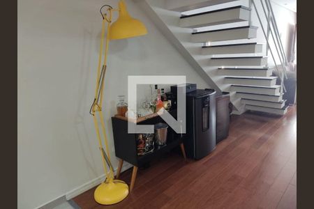 Casa à venda com 3 quartos, 126m² em Vila Mariana, São Paulo