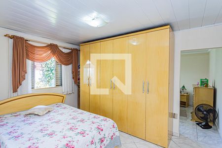 Quarto 2 de casa à venda com 6 quartos, 450m² em Vila Portuguesa, São Paulo