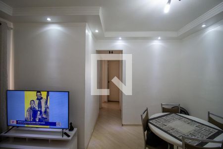 Sala de apartamento para alugar com 2 quartos, 46m² em Vila Sao Carlos, Itaquaquecetuba