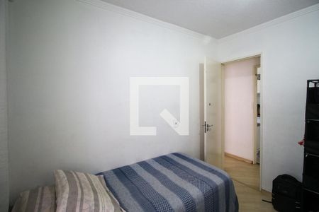 Quarto 1 de apartamento para alugar com 2 quartos, 46m² em Vila Sao Carlos, Itaquaquecetuba