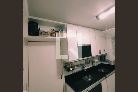 Cozinha  de apartamento à venda com 2 quartos, 44m² em Industrial, Contagem