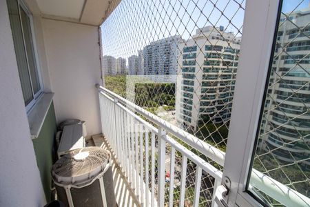 varanda de apartamento à venda com 2 quartos, 65m² em Barra da Tijuca, Rio de Janeiro