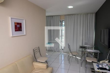 Sala de apartamento à venda com 2 quartos, 65m² em Barra da Tijuca, Rio de Janeiro