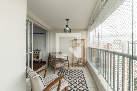 Varanda de apartamento à venda com 3 quartos, 81m² em Vila Gumercindo, São Paulo