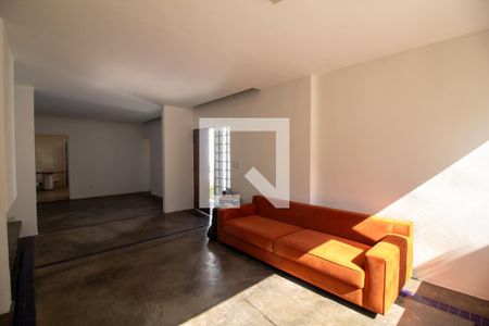 Sala de casa à venda com 3 quartos, 275m² em Jardim Petrópolis, São Paulo